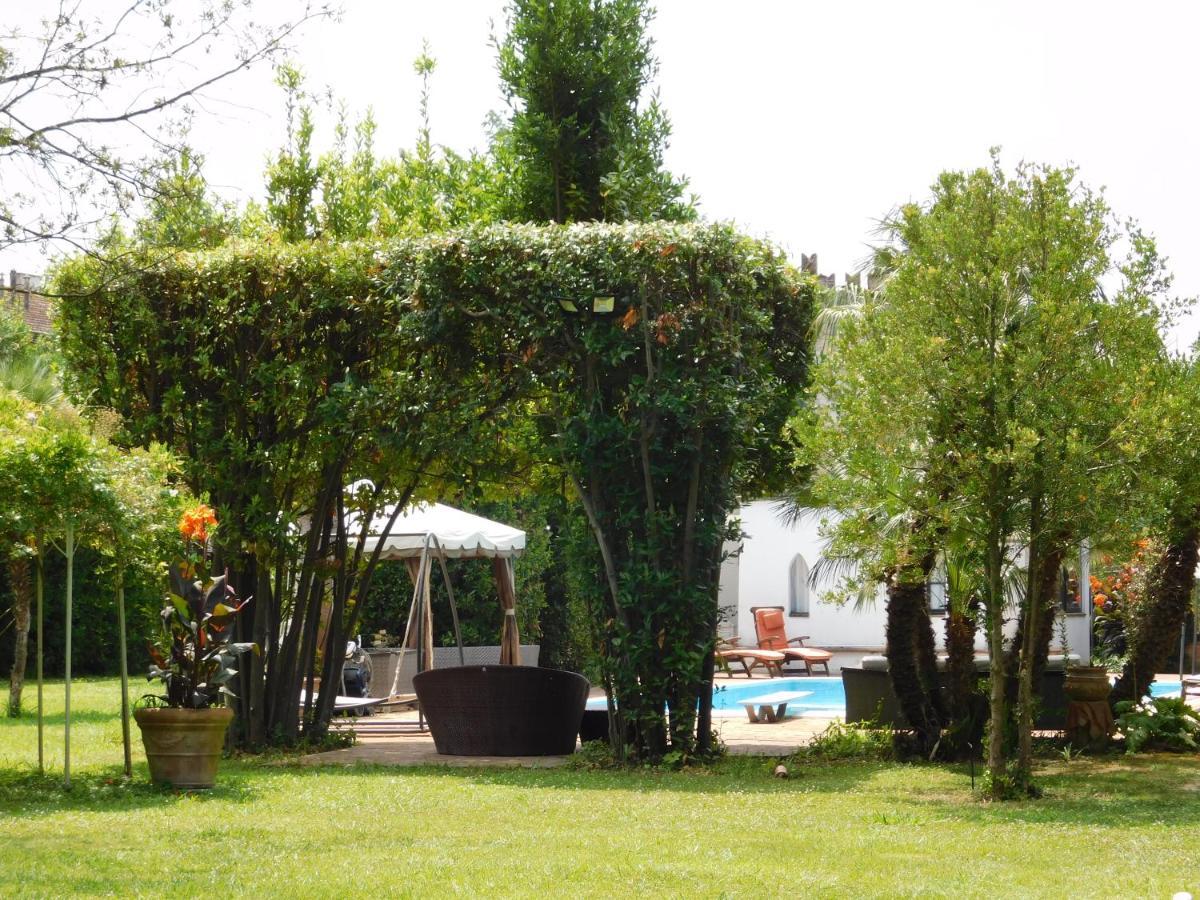Appartamento Con Piscina Immersa Nel Verde 卡希纳 外观 照片